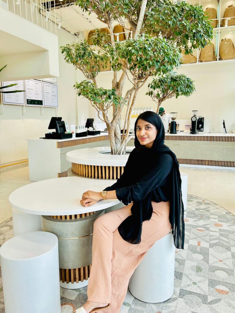 digital marketing freelancer in dubai picture-ameesha ms